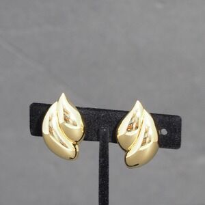 Monet Clip On Earrings Gold Tone Twist Sculptural Statement Vintage Bold Chic